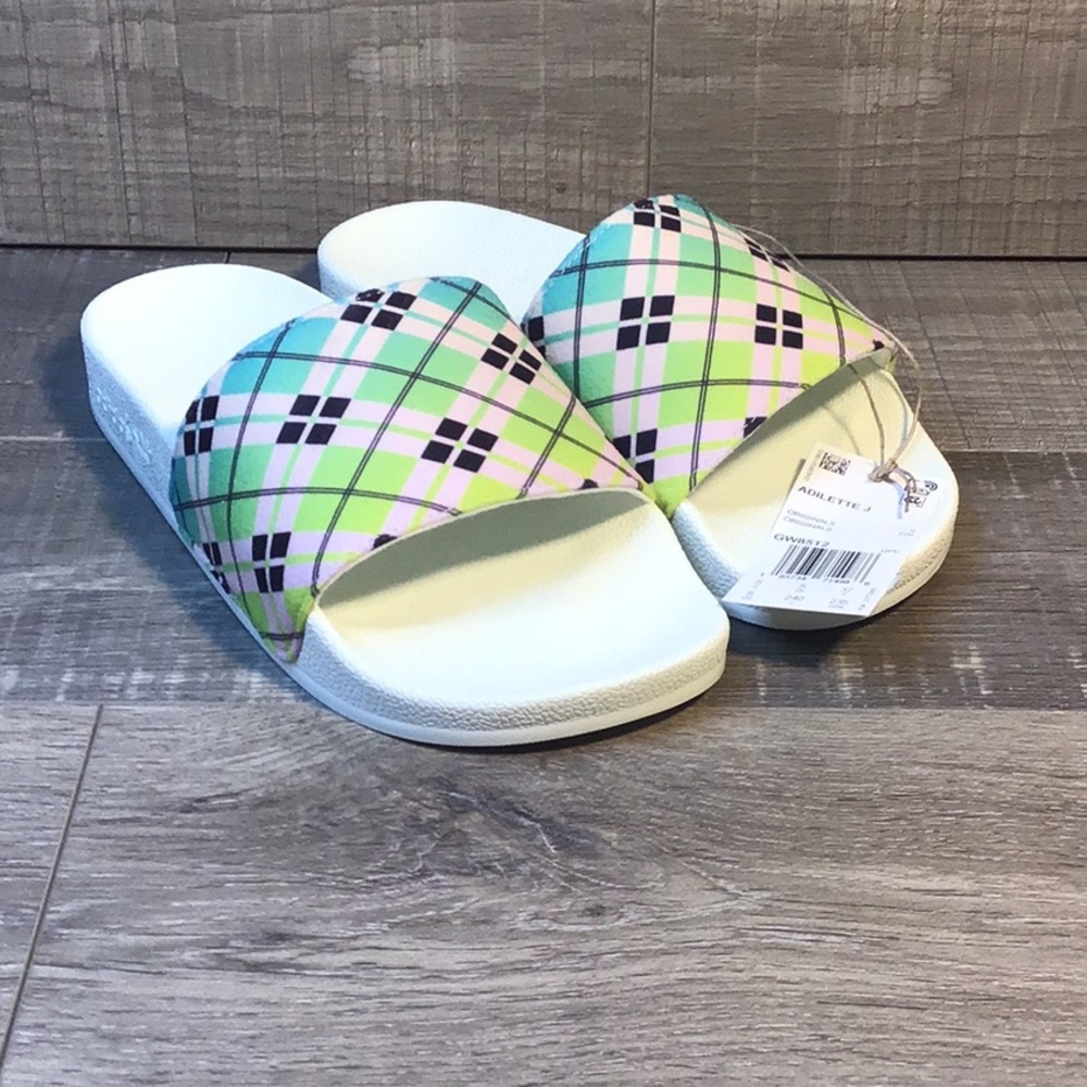 Adidas -  Adilette J Originals GW8512